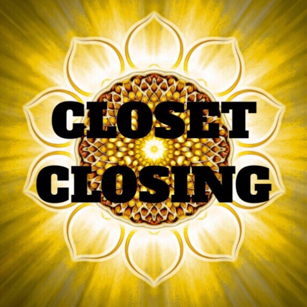 💚CLOSET CLOSED💚